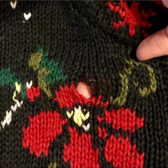 Vintage ugly Christmas sweater with skier design - Picture 8 of 8
